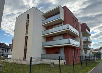 59479051a - Attribut alt par défaut.