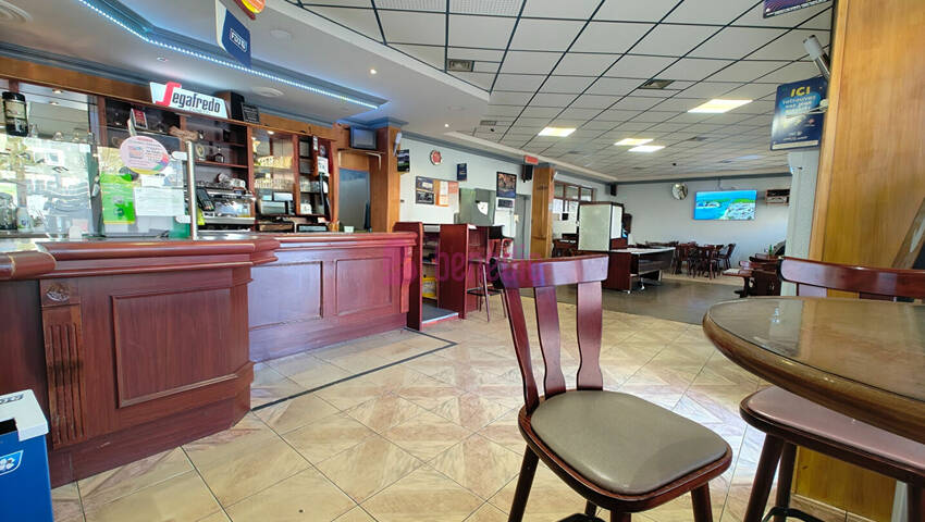 60447567c - Attribut alt par défaut.