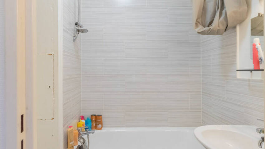 59041967c - Attribut alt par défaut.