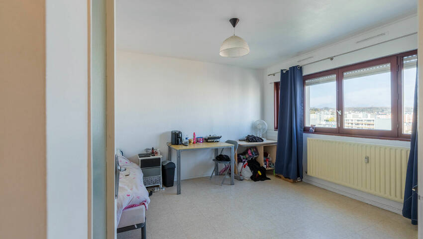 59041967d - Attribut alt par défaut.