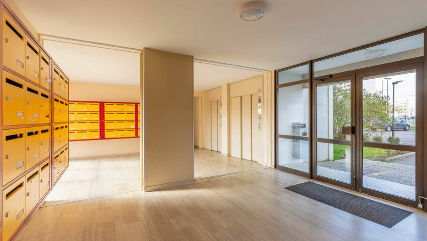 59041967l - Attribut alt par défaut.