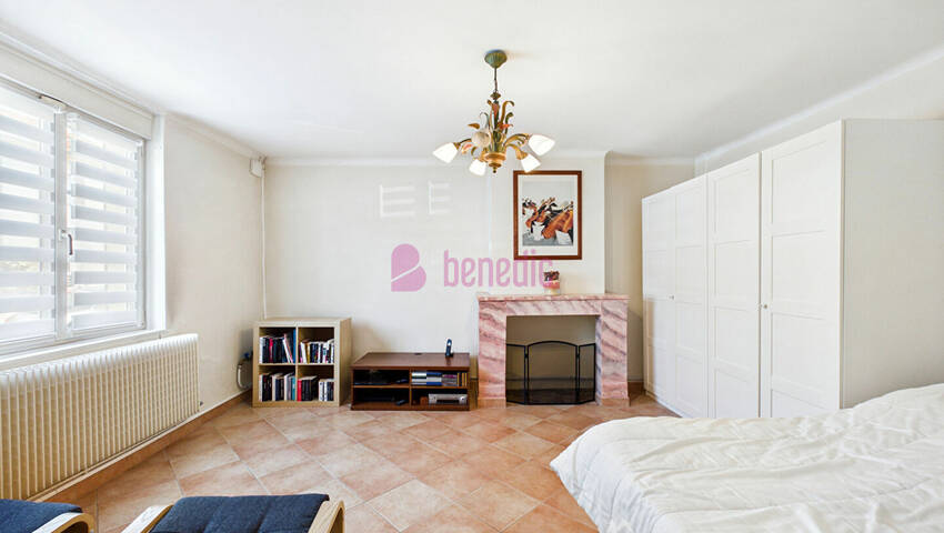 60308900c - Attribut alt par défaut.