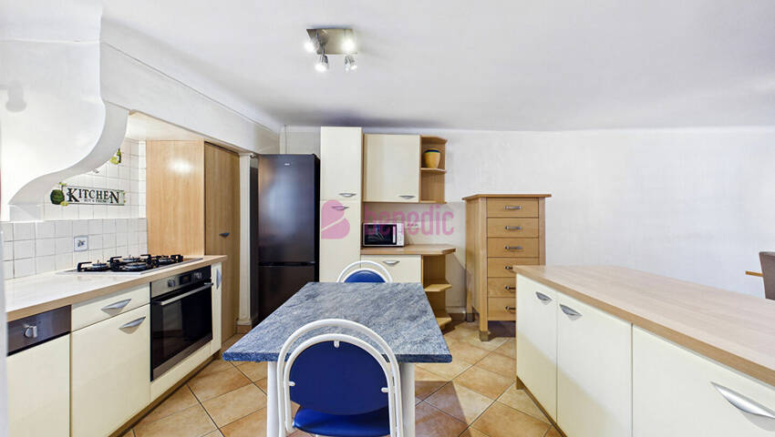 60308900d - Attribut alt par défaut.