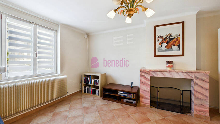 60308900h - Attribut alt par défaut.