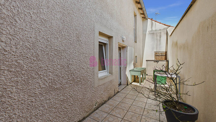 60308900w - Attribut alt par défaut.