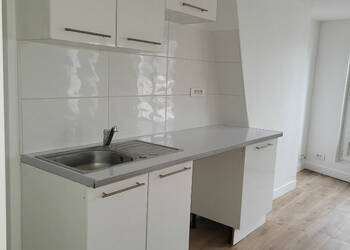 60452973b - Attribut alt par défaut.