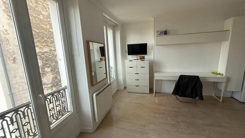 60441355a - Attribut alt par défaut.