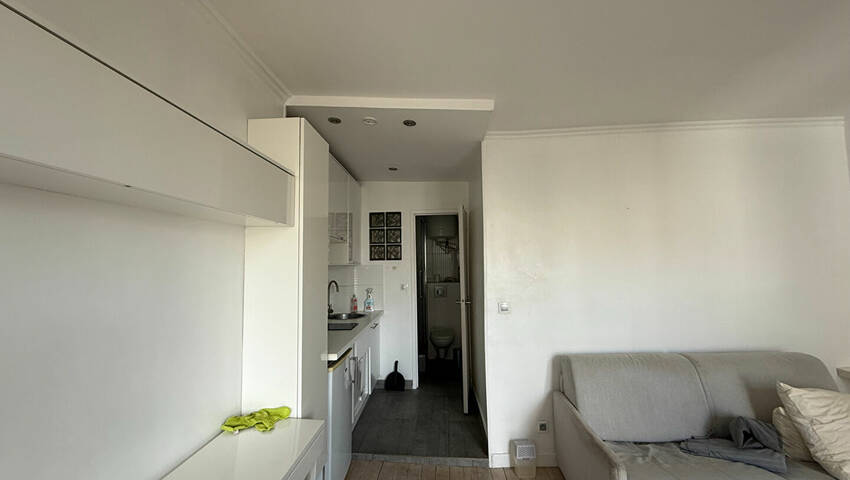 60441355c - Attribut alt par défaut.