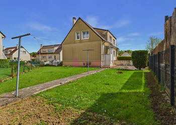 60458784b - Attribut alt par défaut.