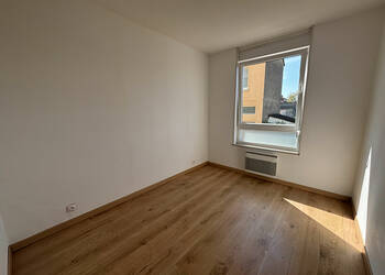 60452995c - Attribut alt par défaut.