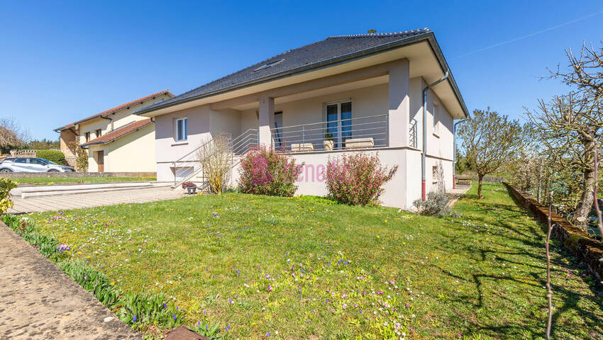 60036229b - Attribut alt par défaut.