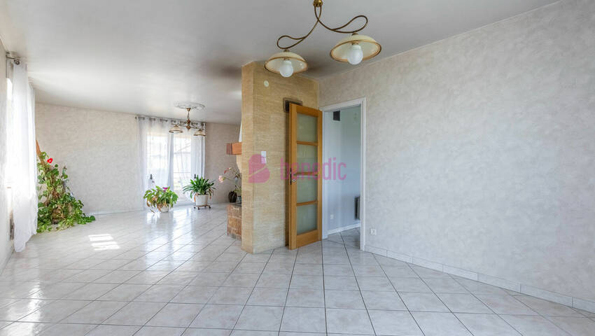 60036229g - Attribut alt par défaut.