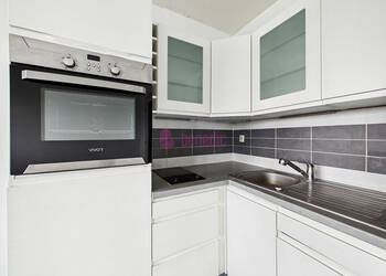 5151749c - Attribut alt par défaut.