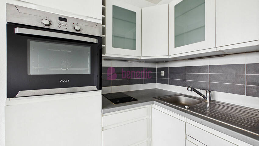 5151749c - Attribut alt par défaut.