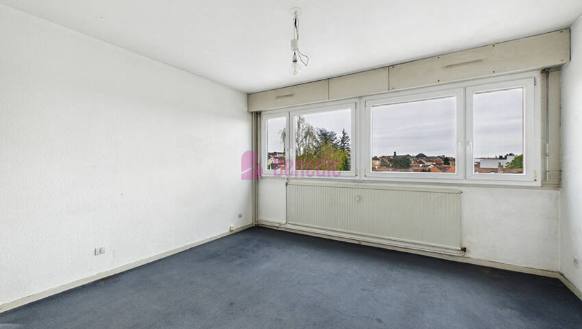 5151749g - Attribut alt par défaut.