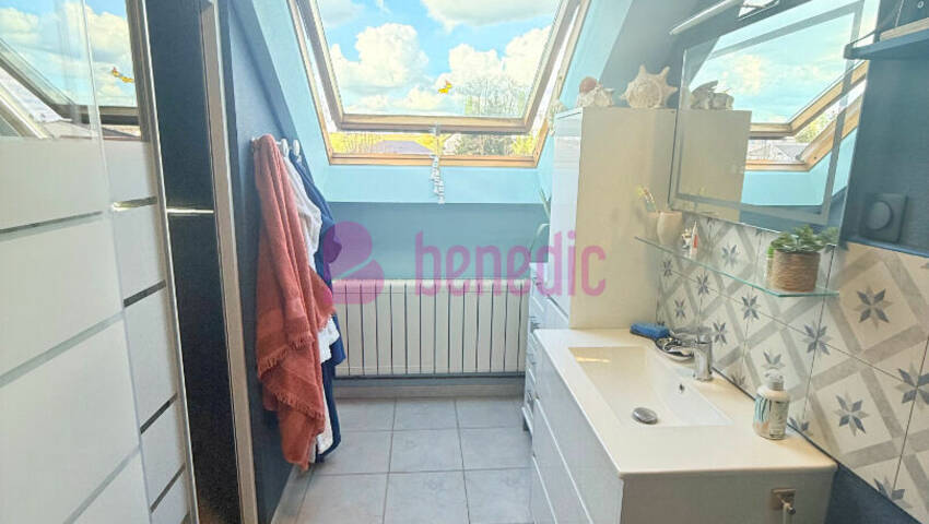 60462096g - Attribut alt par défaut.