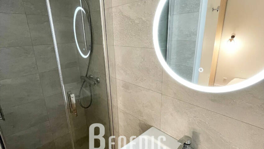 58413499e - Attribut alt par défaut.