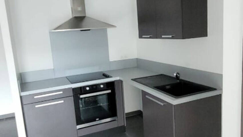 60461352a - Attribut alt par défaut.