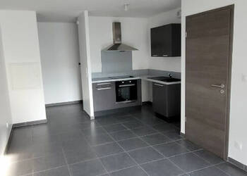 60461352b - Attribut alt par défaut.