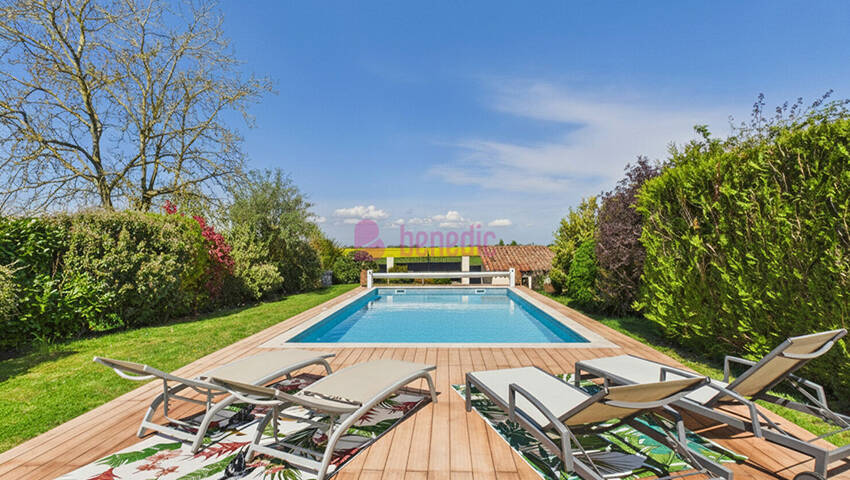 60434313a - Attribut alt par défaut.