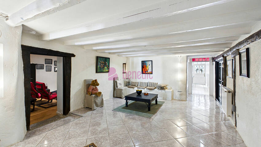 60434313e - Attribut alt par défaut.