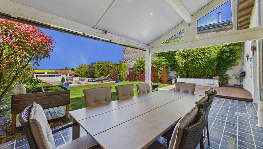 60434313g - Attribut alt par défaut.