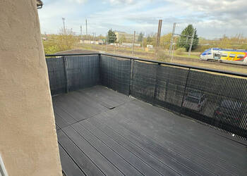 60453943c - Attribut alt par défaut.