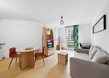 60182947b - Attribut alt par défaut.