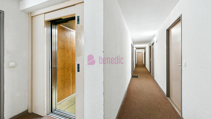 60182947j - Attribut alt par défaut.