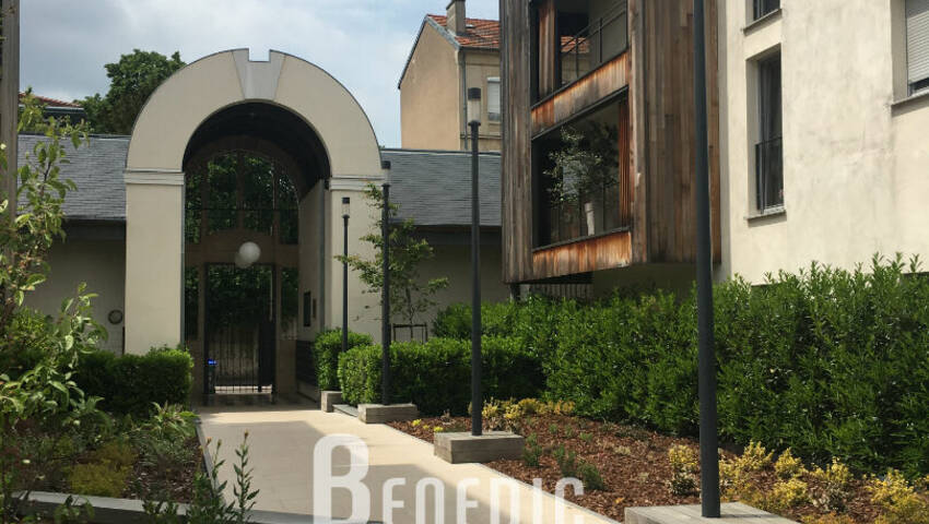 17141723a - Attribut alt par défaut.