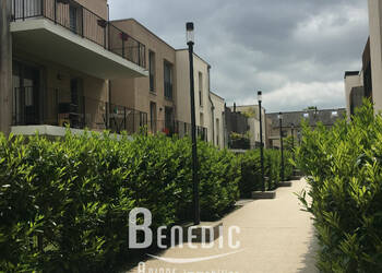 17141723b - Attribut alt par défaut.