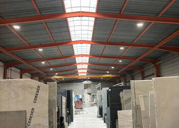 Publique 55697235 nr 2 - Attribut alt par défaut.