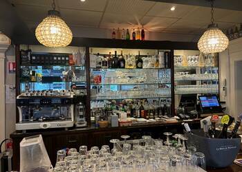 Publique 56255598 nr 2 - Attribut alt par défaut.