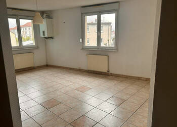 60489441a - Attribut alt par défaut.