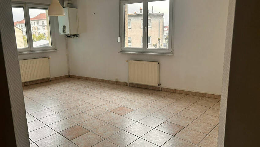 60489441a - Attribut alt par défaut.