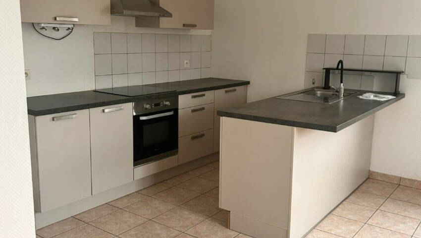 60489441b - Attribut alt par défaut.