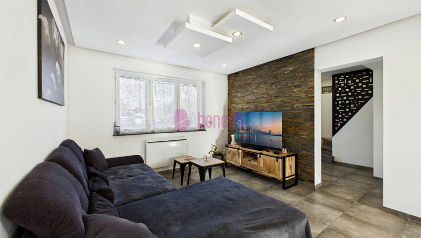 55885539g - Attribut alt par défaut.