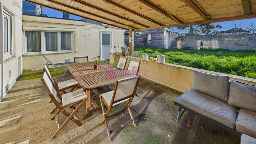 55885539q - Attribut alt par défaut.