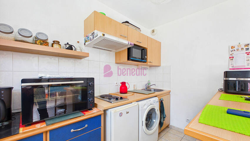 60224687f - Attribut alt par défaut.