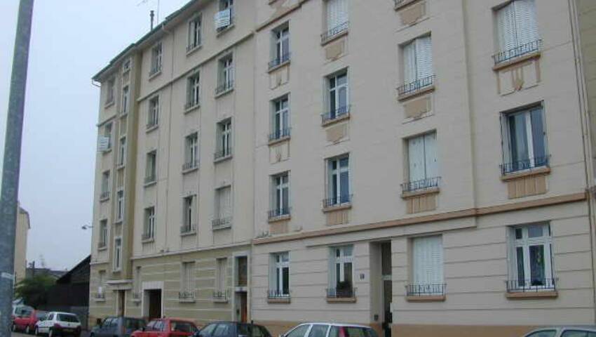 4255475k - Attribut alt par défaut.