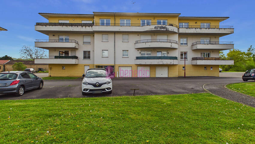 60512689a - Attribut alt par défaut.