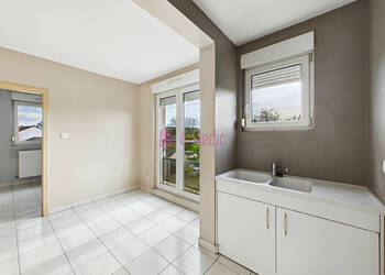 60512689b - Attribut alt par défaut.