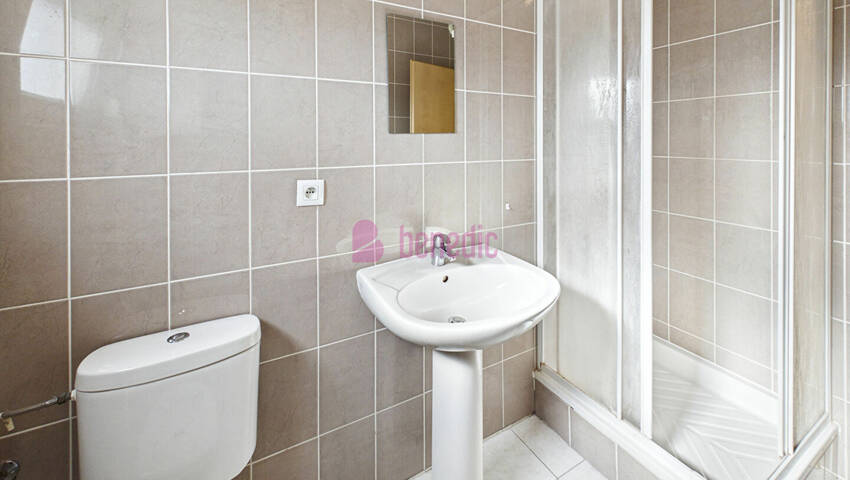 60512689e - Attribut alt par défaut.