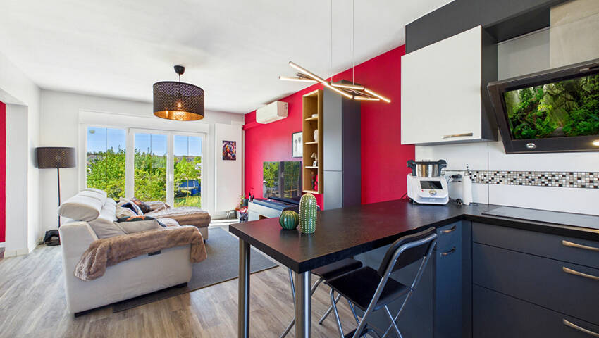 59351619c - Attribut alt par défaut.