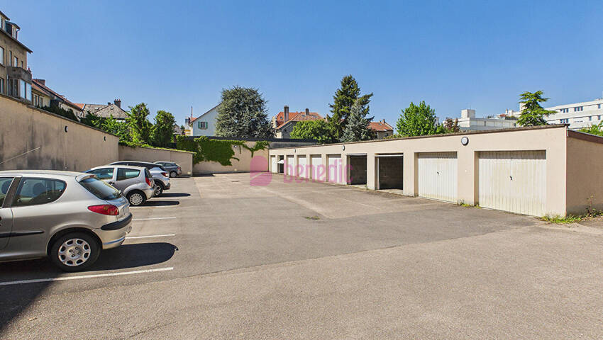 58401648p - Attribut alt par défaut.