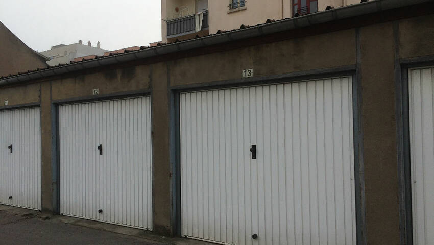 10873152a - Attribut alt par défaut.