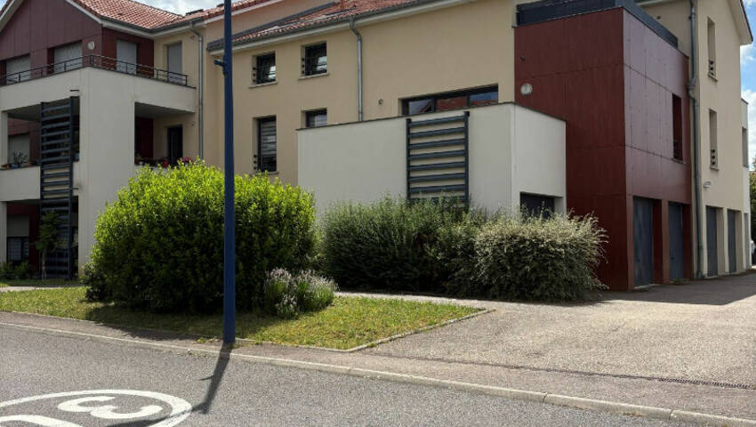 60463435n - Attribut alt par défaut.