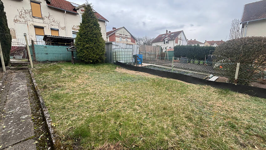 60582757c - Attribut alt par défaut.