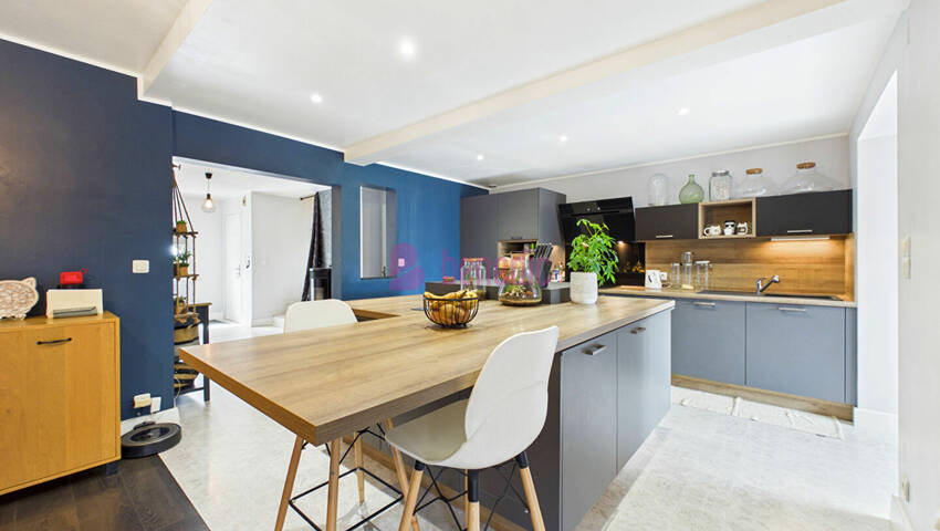 60369590d - Attribut alt par défaut.