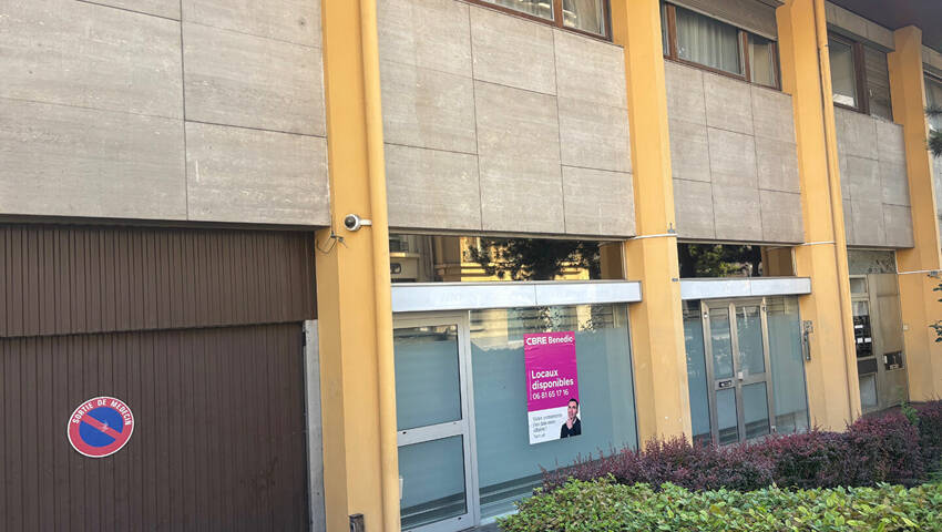 Publique 59696449 nr 2 - Attribut alt par défaut.